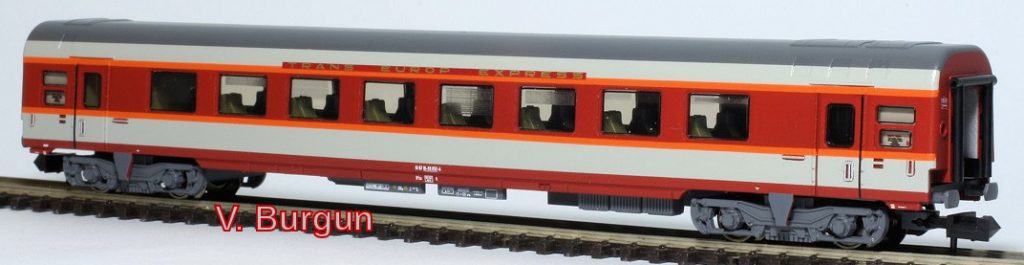 Voiture Grand Confort Minitrix Réf. 3123 échelle N - Occasion, Locomotive électrique Courant Continu