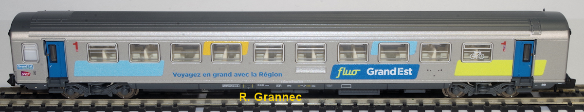 Piko 94502 – Set De 2 Voitures Corail Vu SNCF – Échelle N (1/160) – Époque V
